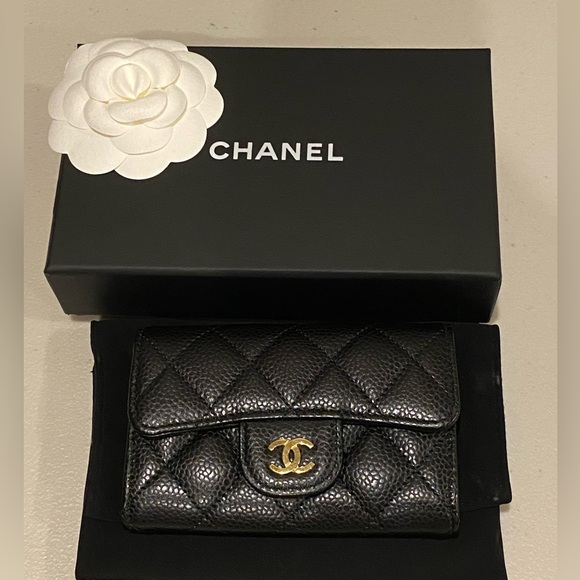 Chanel Quilted Caviar Card Holder - Picture 2 of 6